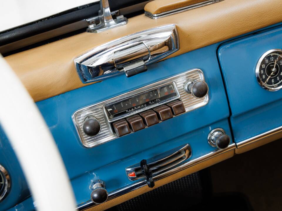 Bild 16/32 von Mercedes-Benz 190 SL (1961)