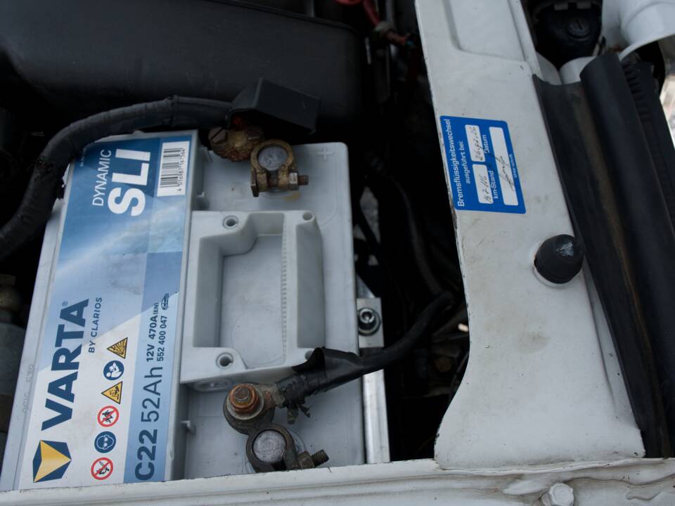 Image 27/47 of Lancia Delta HF Integrale (1988)