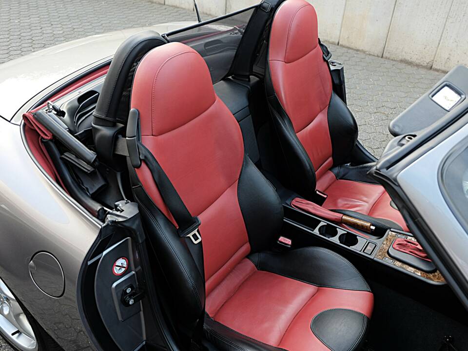 Obraz 36/61 pojazdu BMW Z3 Convertible 3.0 (2001)