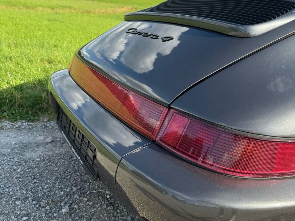 Bild 4/20 von Porsche 911 Carrera 4 (1990)