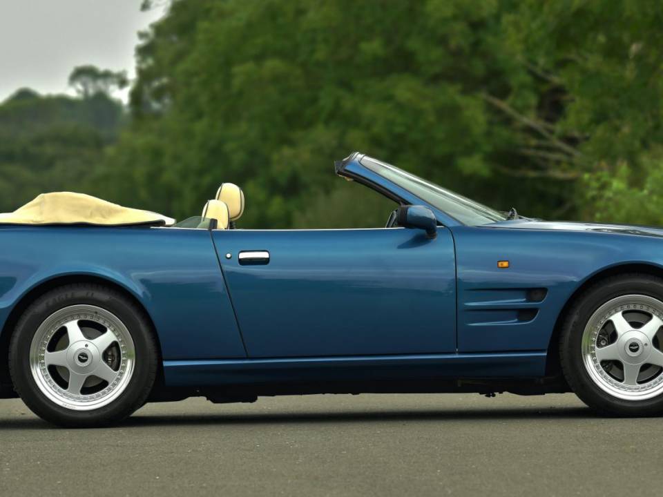 Afbeelding 9/50 van Aston Martin Virage Volante (1995)