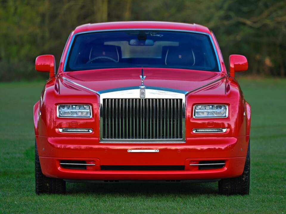 Image 4/50 of Rolls-Royce Phantom VII (2016)