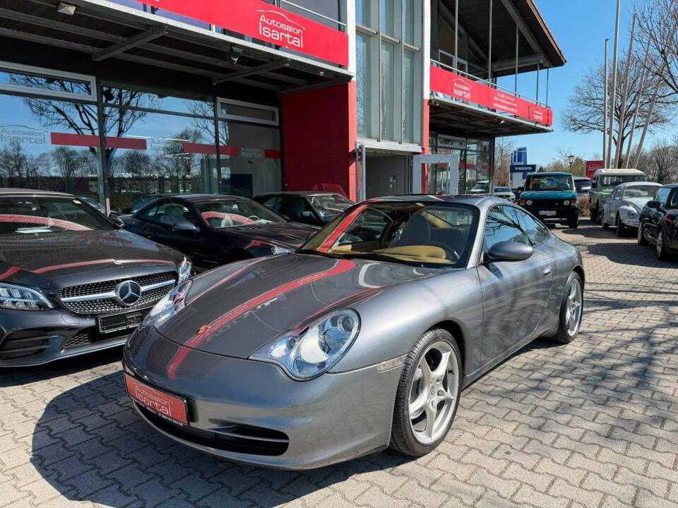 Afbeelding 2/30 van Porsche 911 Carrera (2003)