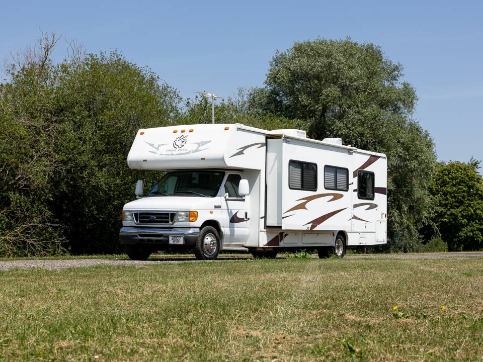 Bild 23/50 von Ford E-450 Forest River Sunseeker (2007)