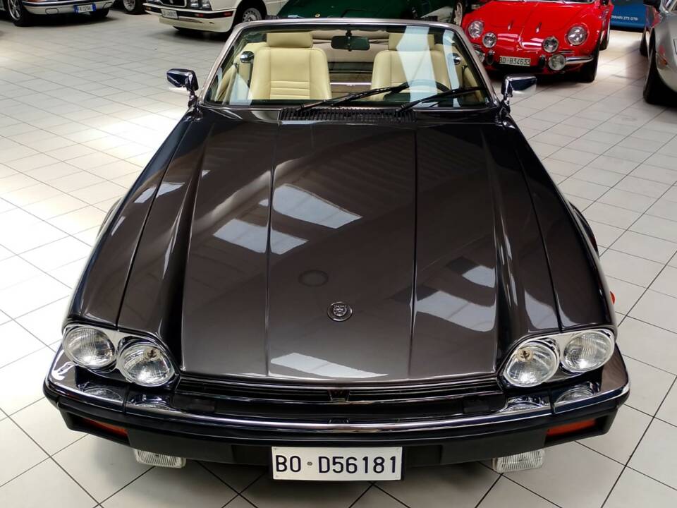 Image 7/70 of Jaguar XJ-S Convertible (1988)
