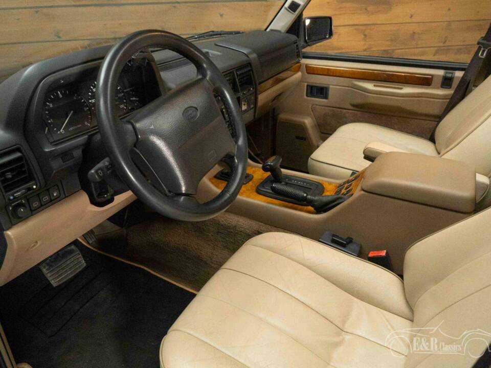 Image 2/19 of Land Rover Range Rover Classic 3.9 (1995)