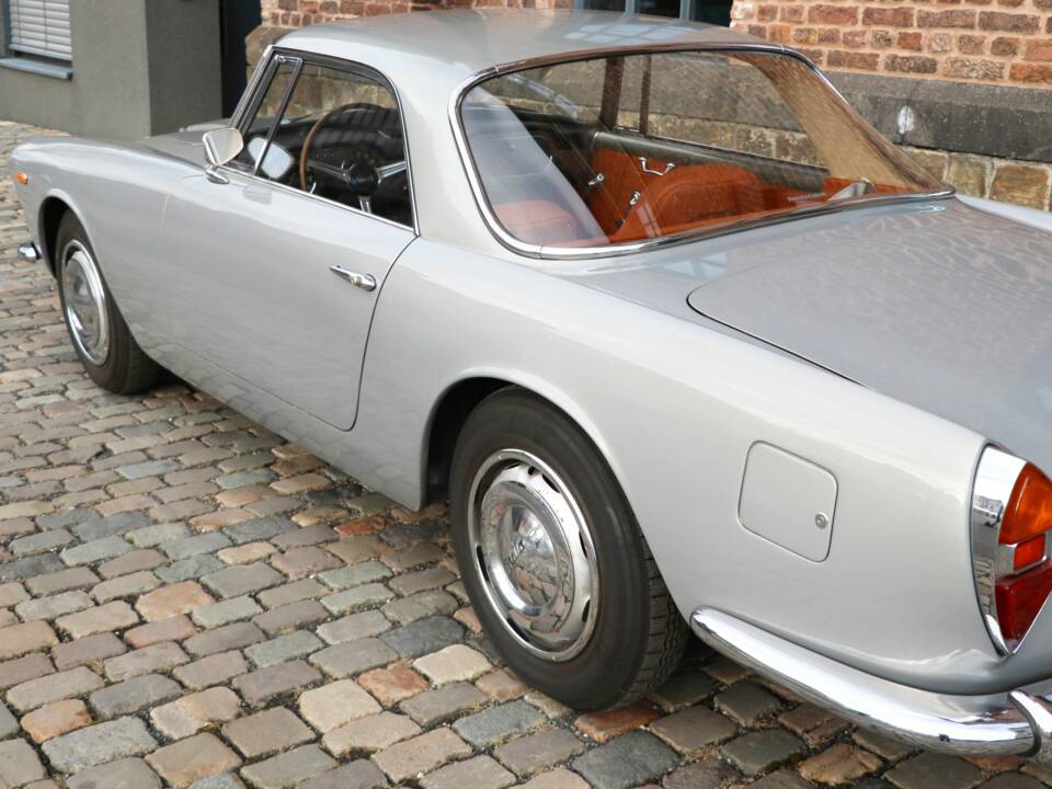 Image 15/51 of Lancia Flaminia GT Touring (1960)