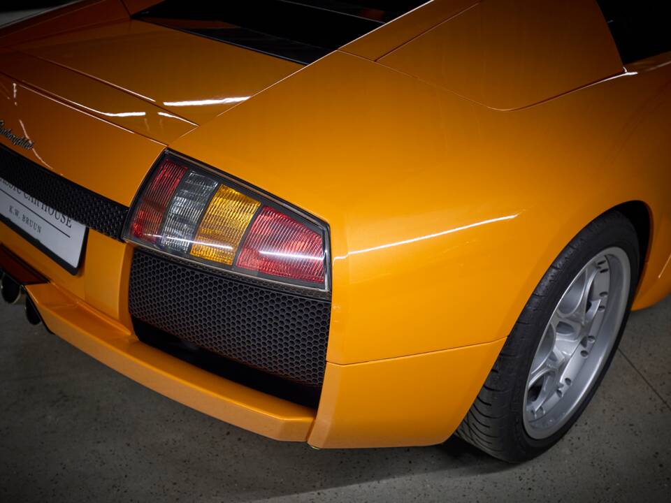 Image 45/99 of Lamborghini Murciélago (2003)