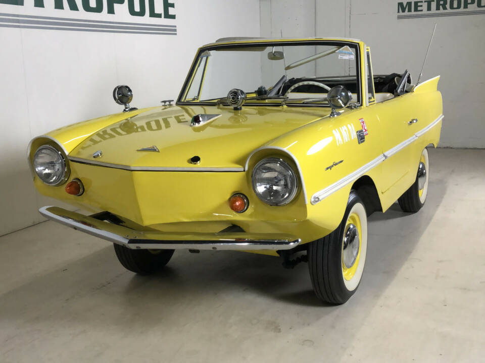 Image 4/24 de Amphicar 770 (1964)