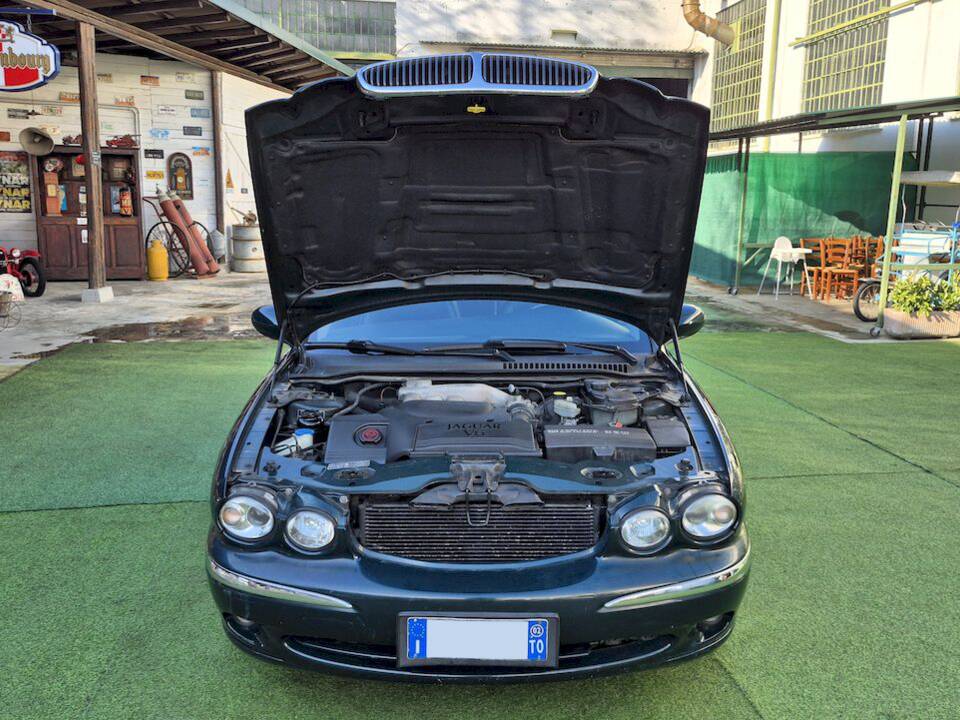 Imagen 37/45 de Jaguar X-Type 2.5 V6 (2002)