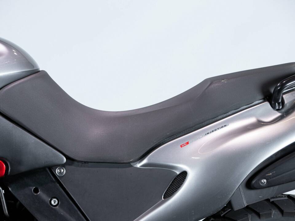 Immagine 17/50 di Aprilia DUMMY (2004)