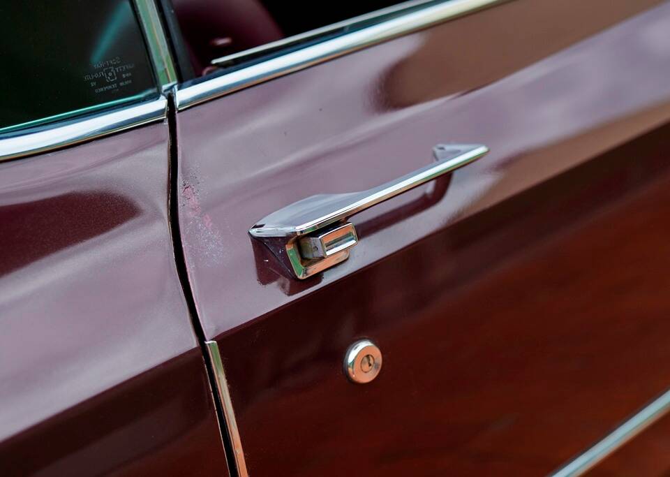 Bild 96/200 von Cadillac Coupe DeVille (1968)