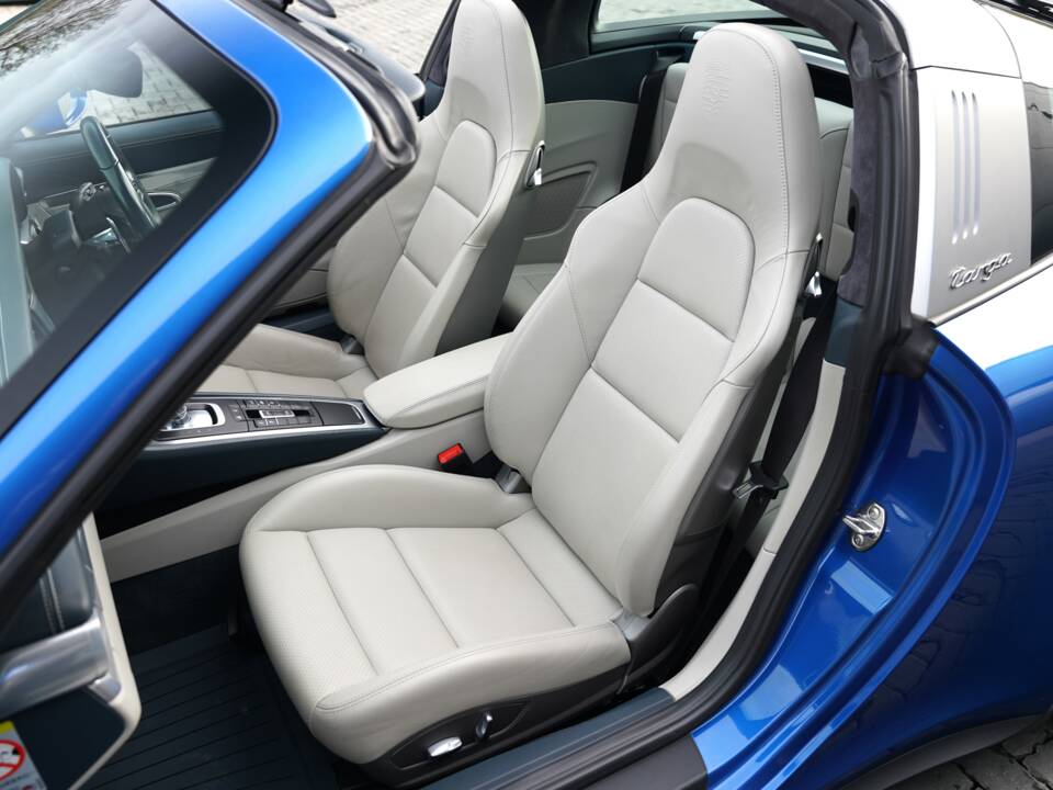 Bild 16/50 von Porsche 911 Carrera 4S (2017)