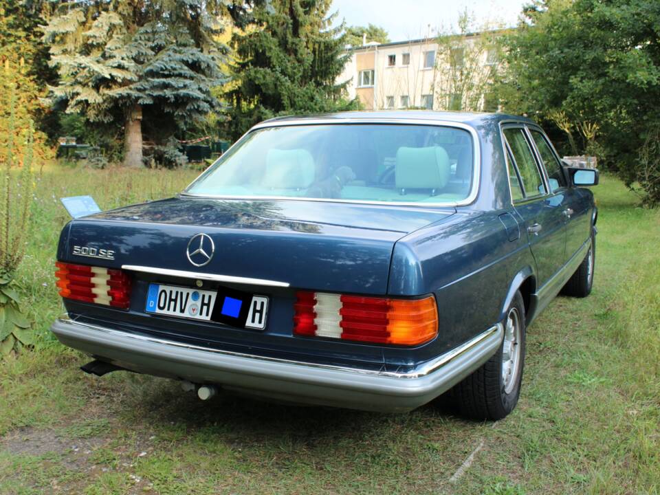 Image 2/51 de Mercedes-Benz 500 SE (1984)