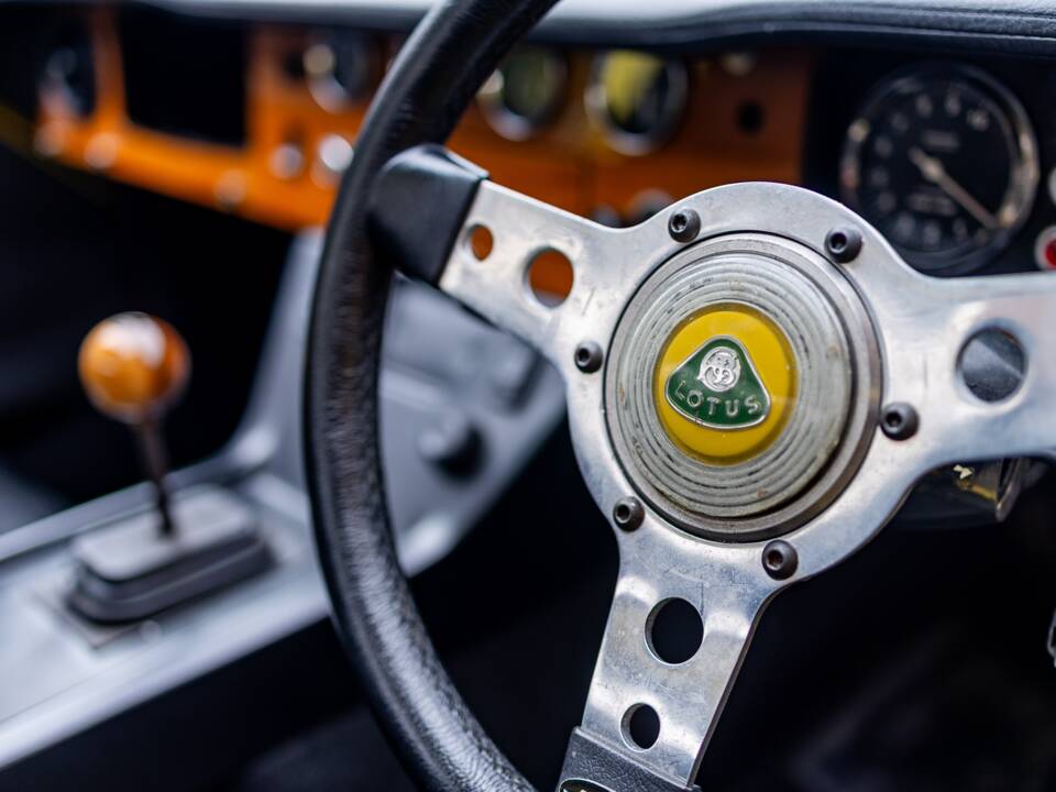 Image 16/34 of Lotus Europa (1971)