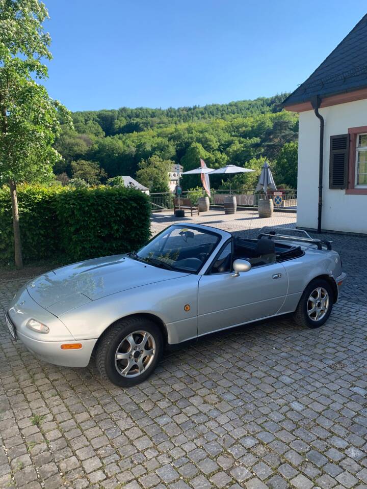 Image 6/17 of Mazda MX-5 1.6 (1996)