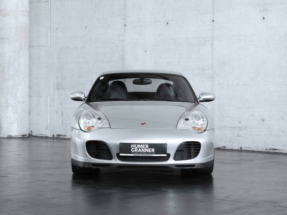 Image 9/50 of Porsche 911 Carrera 4S (2004)