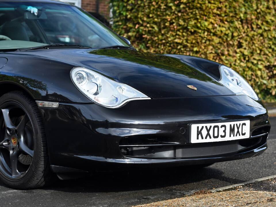 Imagen 11/20 de Porsche 911 Carrera (2003)