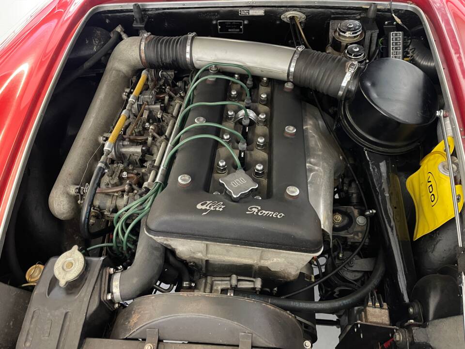 Image 14/14 of Alfa Romeo 2600 Spider (1963)