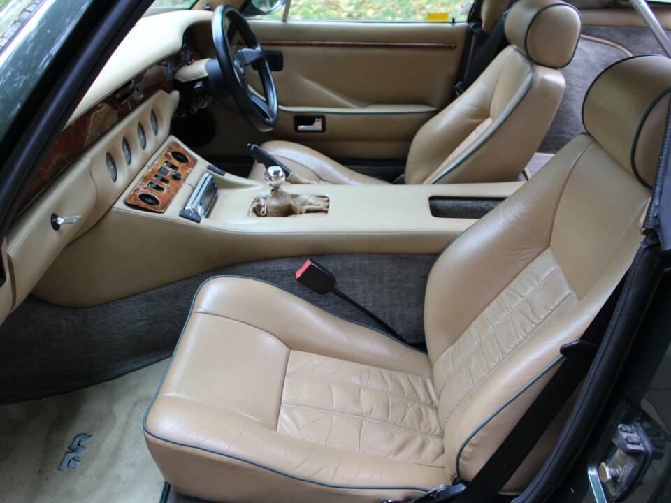 Bild 12/18 von TVR S4C (1994)