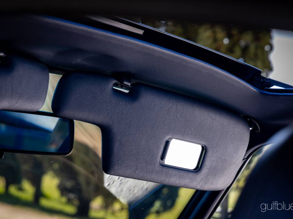 Immagine 35/73 di Porsche 911 Carrera (1995)