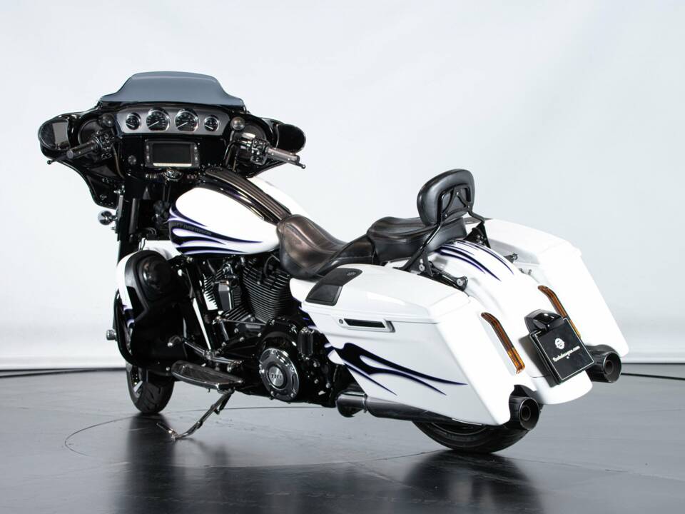 Bild 2/50 von Harley-Davidson DUMMY (2015)
