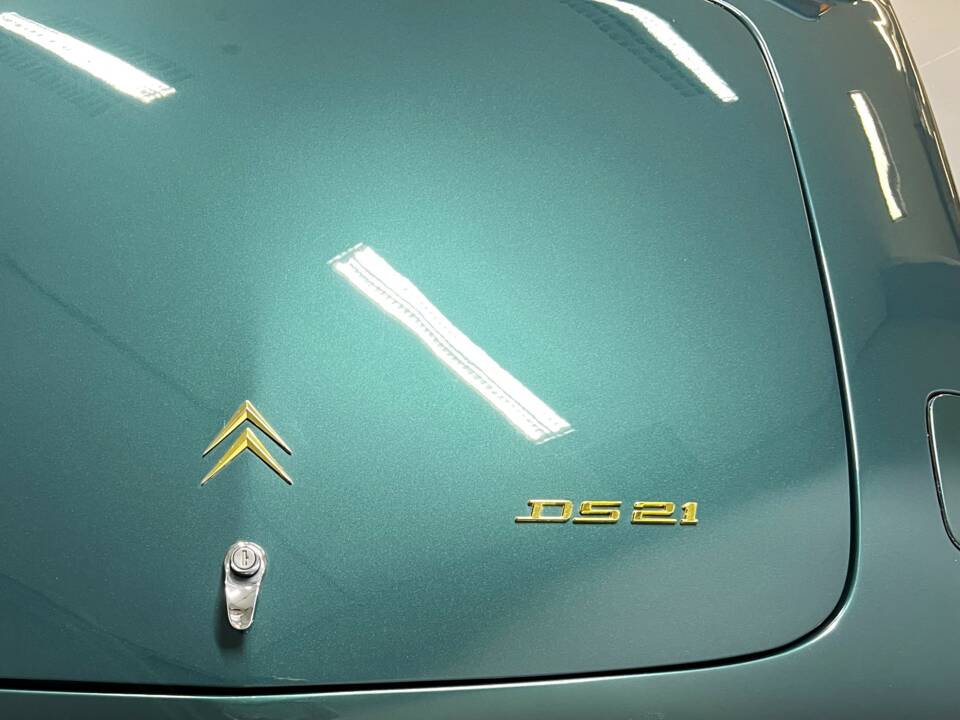 Image 23/23 of Citroën DS 21 (1969)