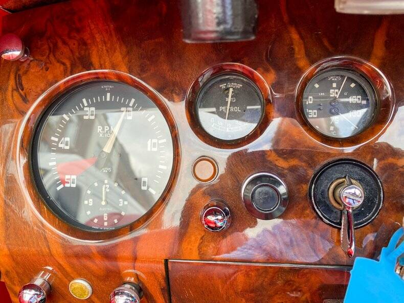 Image 44/50 de Jaguar Mk IV 3,5 Litre (1951)