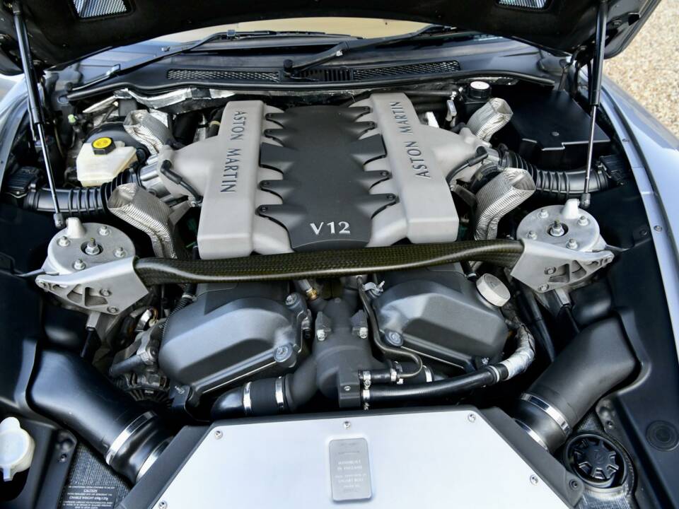 Bild 40/50 von Aston Martin V12 Vanquish (2001)