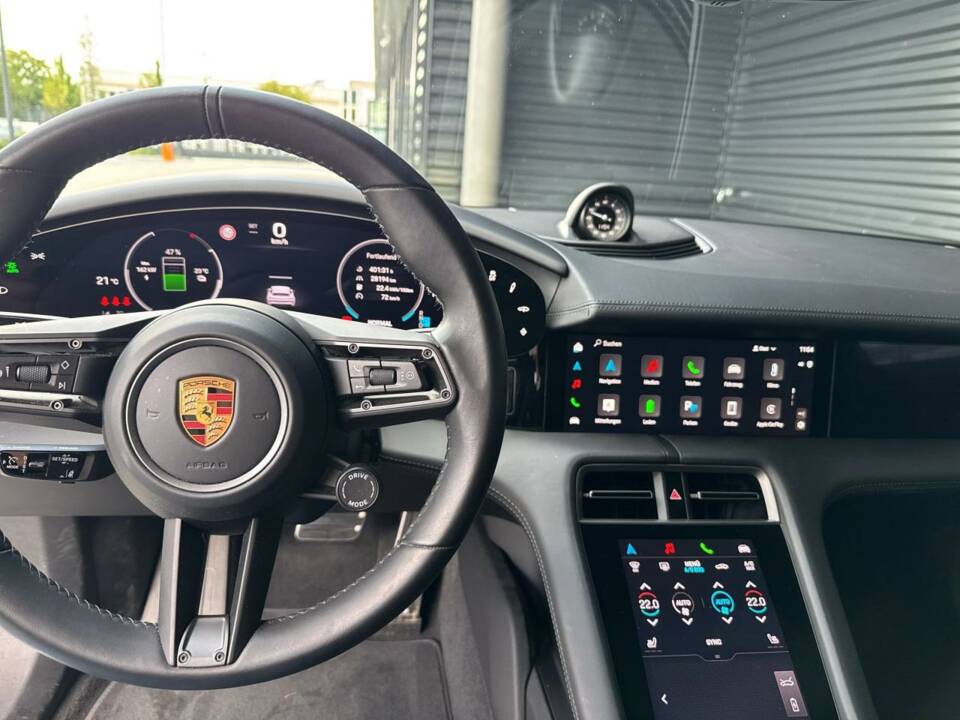Bild 5/12 von Porsche Taycan 4S Sport Turismo (2024)