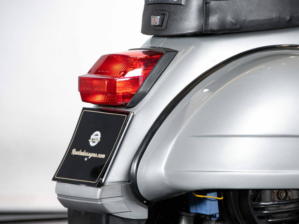 Bild 20/47 von Piaggio Vespa P 200 E (1977)