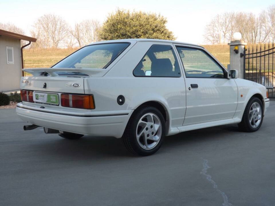 Bild 4/50 von Ford Escort turbo RS (1987)