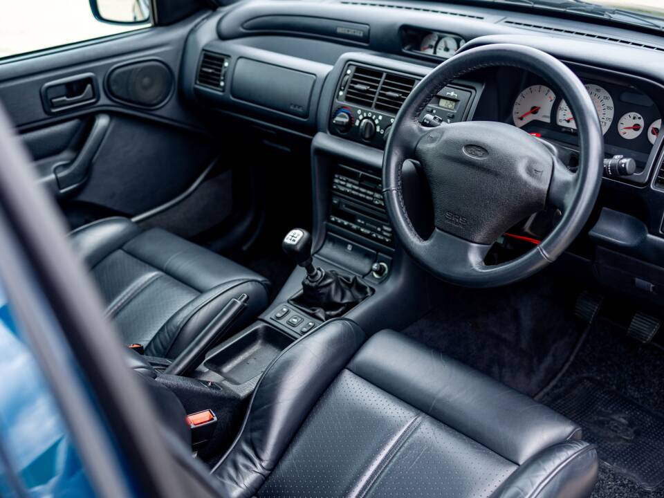 Image 4/43 de Ford Escort RS Cosworth (1996)