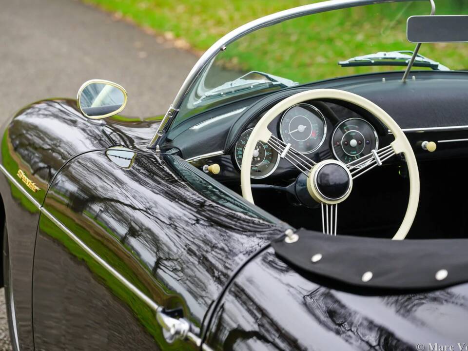 Image 28/49 of Porsche 356 C 1600 (1965)