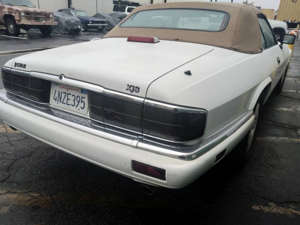 Imagen 3/11 de Jaguar XJS 4.0 Celebration (1996)