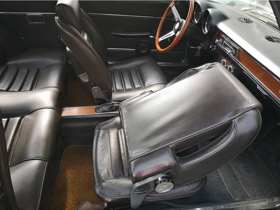 Afbeelding 11/22 van Alfa Romeo 1750 GT Veloce (1969)