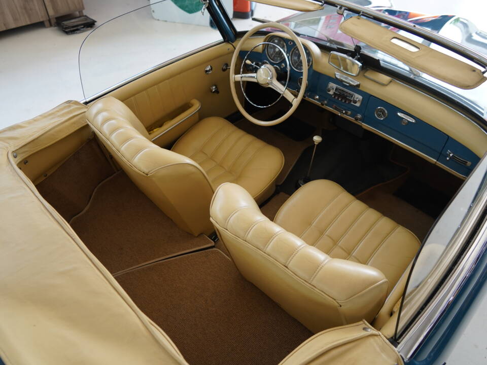 Bild 73/89 von Mercedes-Benz 190 SL (1959)