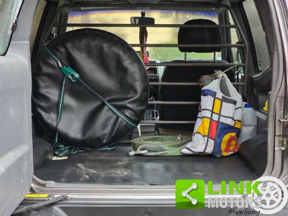Image 5/10 of Nissan Terrano II 2.7 TD (1999)