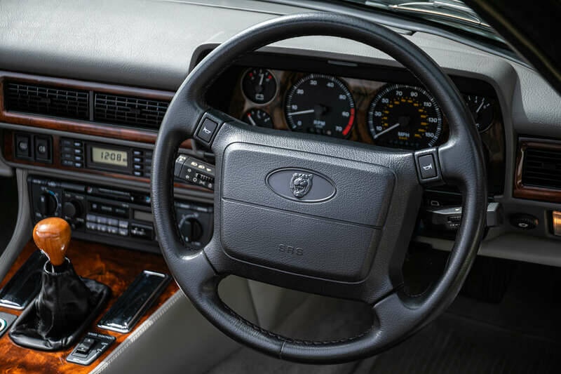Imagen 25/37 de Jaguar XJS 4.0 (1994)