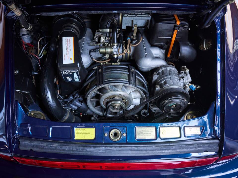Bild 16/34 von Porsche 911 Carrera 3.2 (1985)
