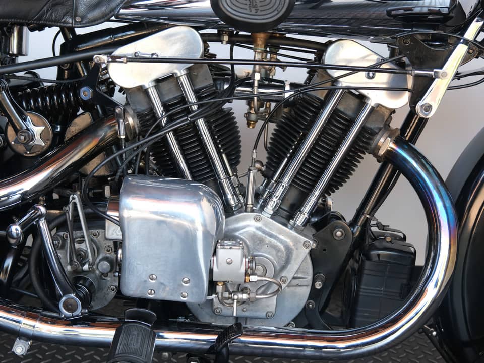 Image 21/99 of Brough-Superior SS 100 (1933)