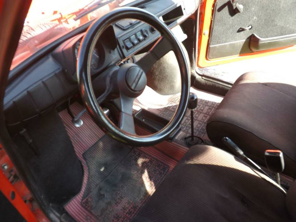 Image 33/50 of FIAT 126 (1981)