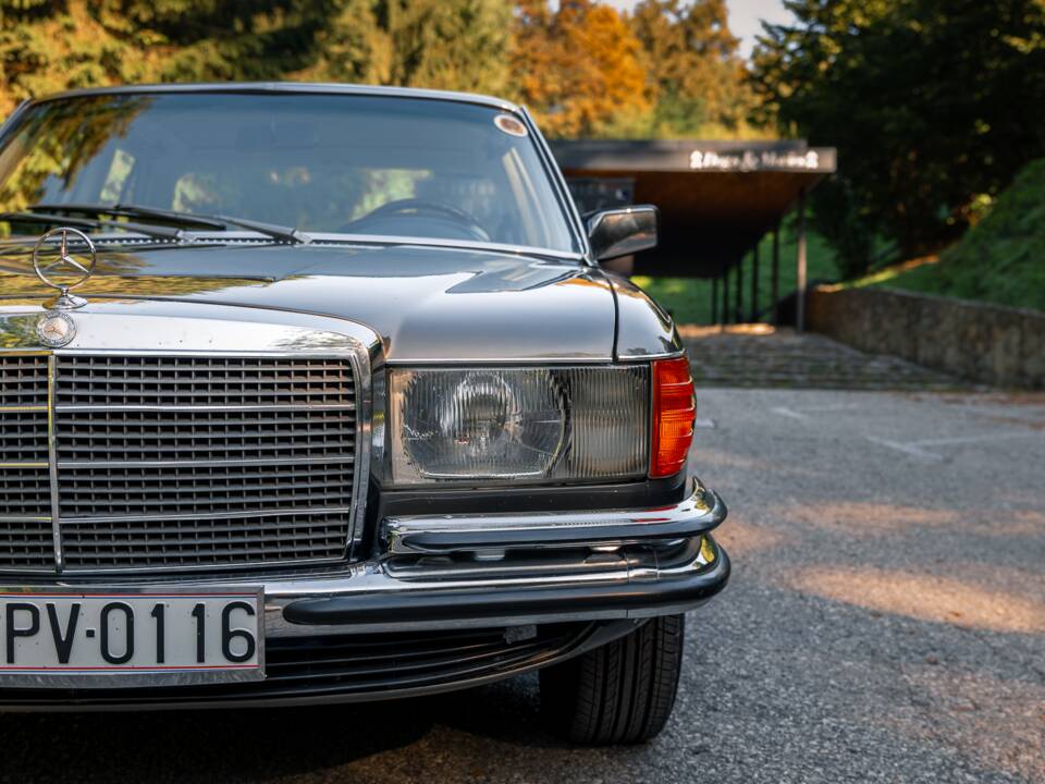 Bild 27/105 von Mercedes-Benz 280 S (1972)
