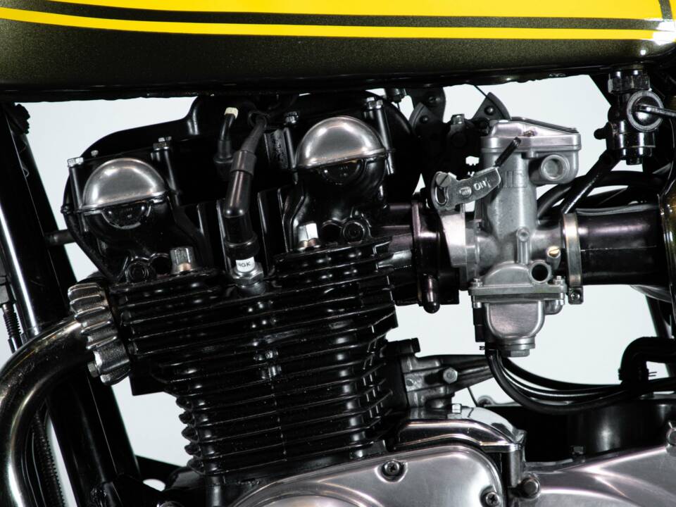 Image 25/50 of Kawasaki DUMMY (1973)