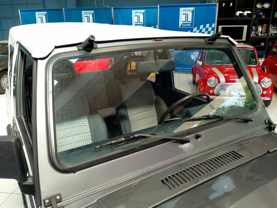 Bild 21/42 von Suzuki SJ 413 (1988)