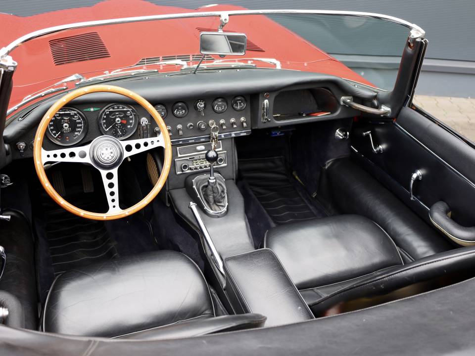 Immagine 4/22 di Jaguar E-Type 3.8 (1964)