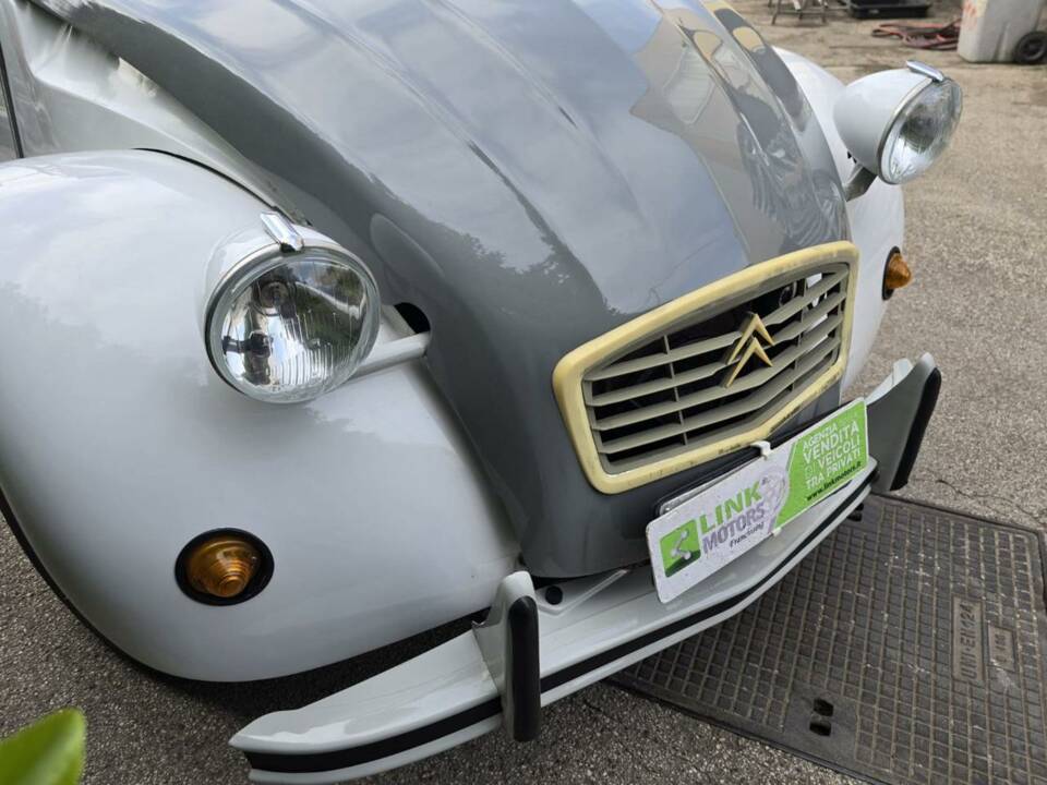 Image 26/31 de Citroën 2 CV 6 Club (1985)