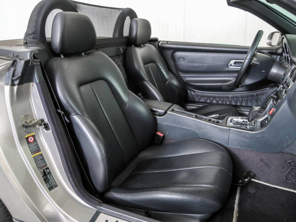 Image 21/50 of Mercedes-Benz SLK 200 Kompressor (2002)