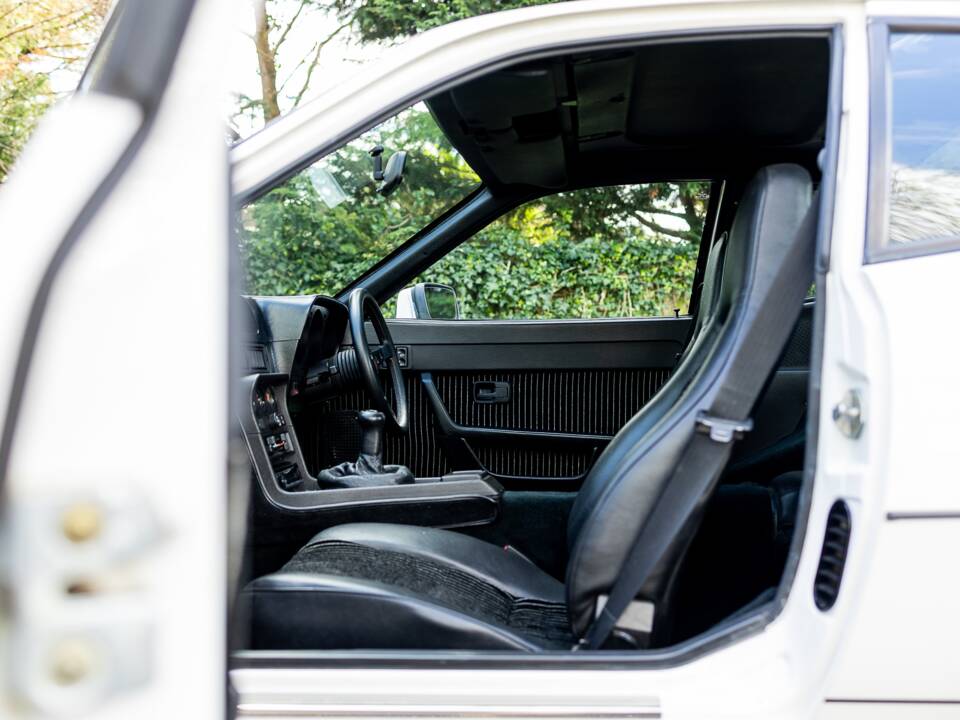 Image 9/50 de Porsche 924 S (1986)