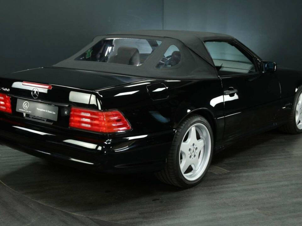 Imagen 3/30 de Mercedes-Benz SL 500 (1998)